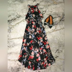 ROMANTIC Women's Elle Medium FLORAL Dress. NWT